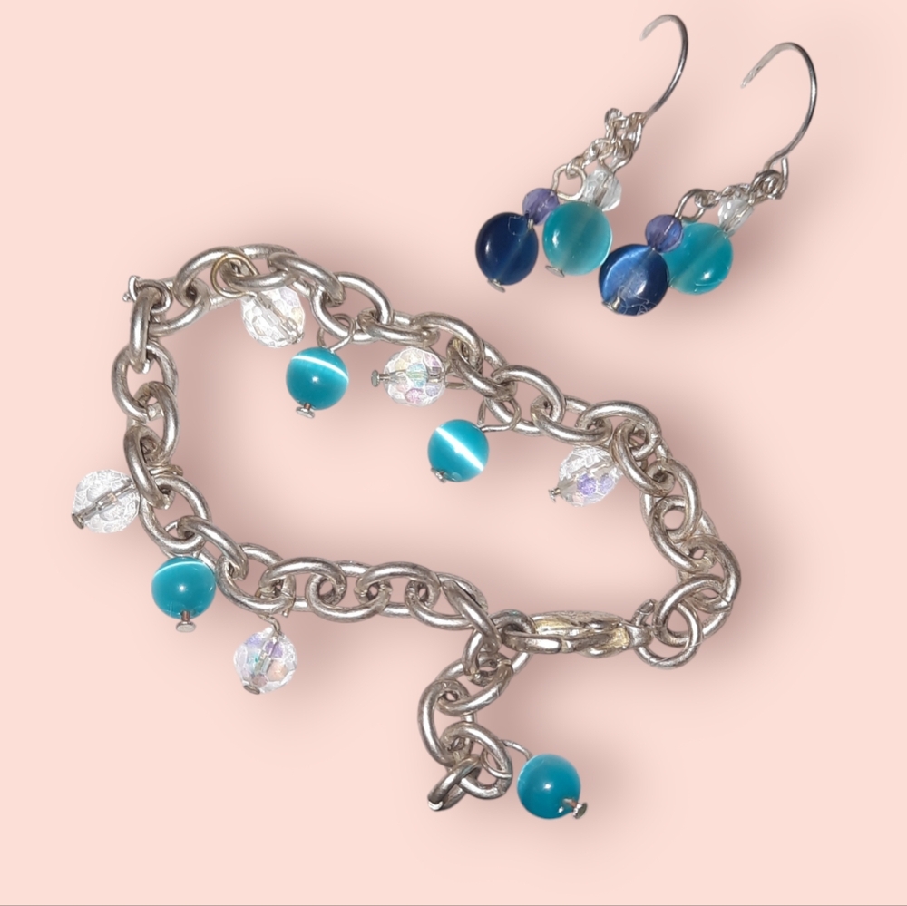 Set bracelet & earrings silvertone cat's eye glass and faceted clear beads